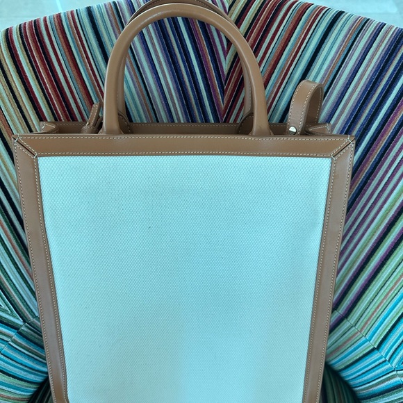 Celine vertical cabas in canvas natural and beige - Picture 2 of 9